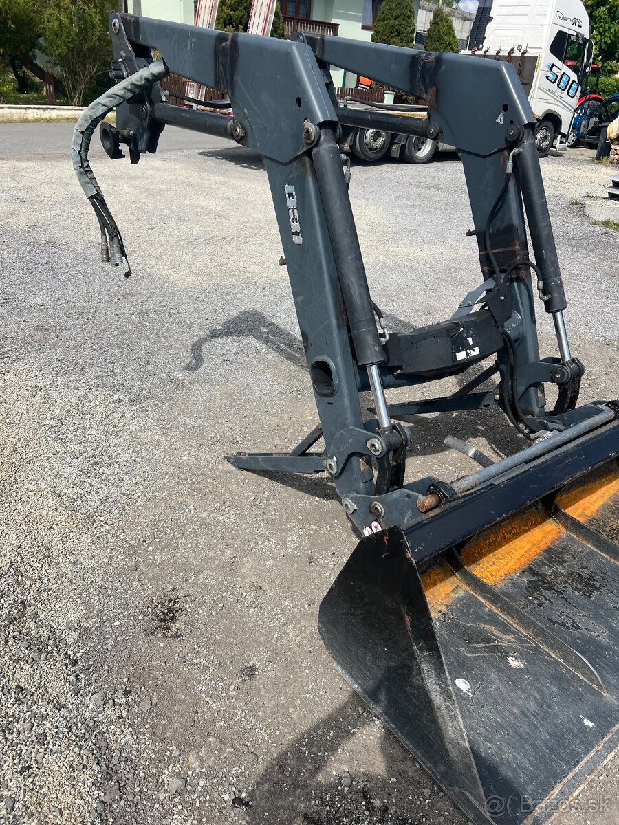 Predam celny nakladač Quicke Q31