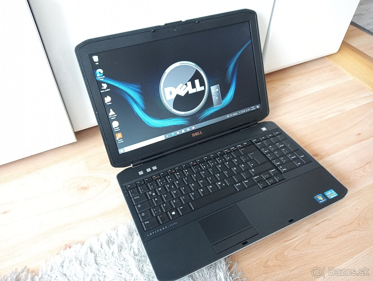 predám Dell Latitude e5530 / Intel core i5 / 8gb ram / ssd