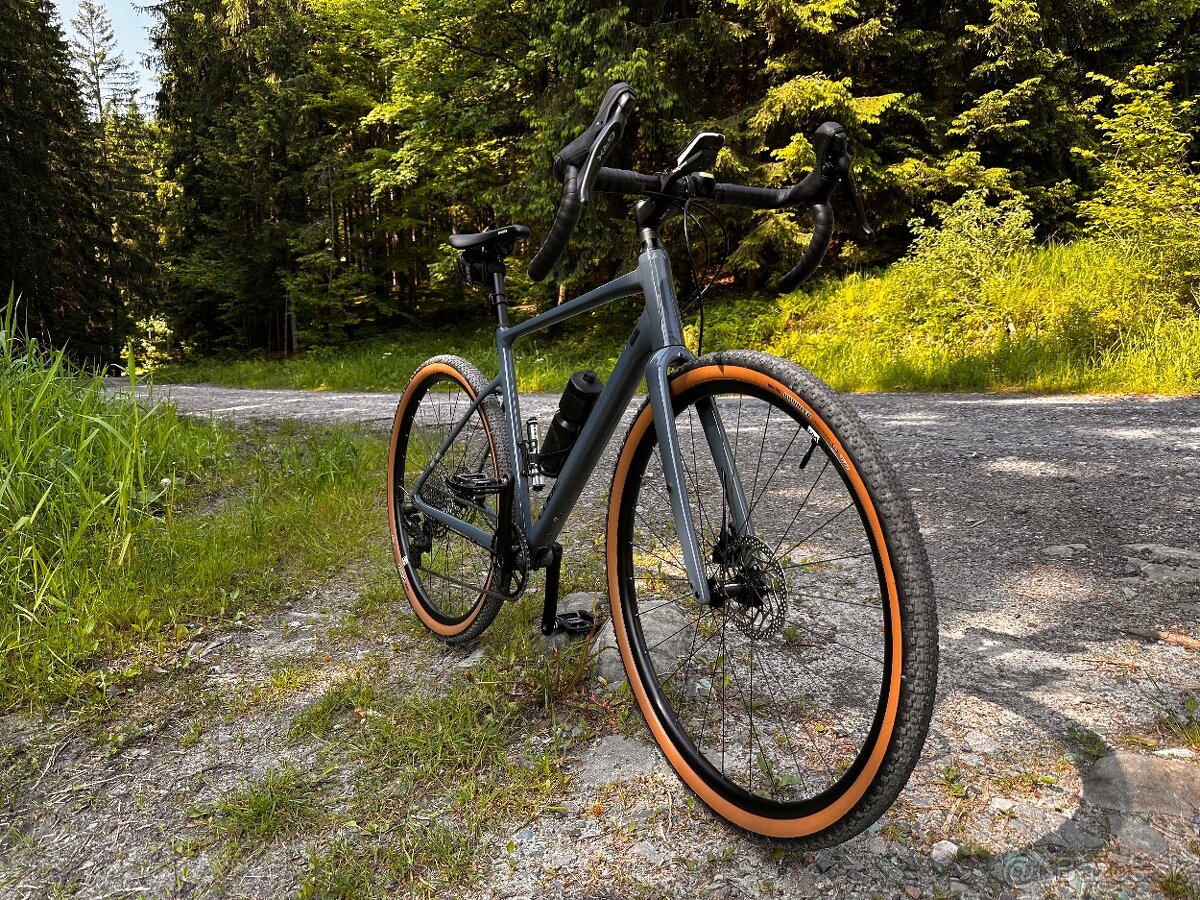 Gravel CUBE Nuroad EX whale´n´black 2025