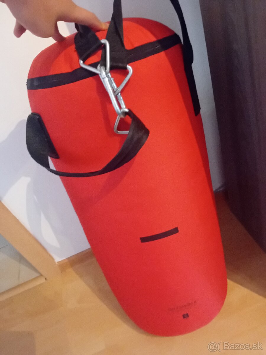 Boxovaci mech