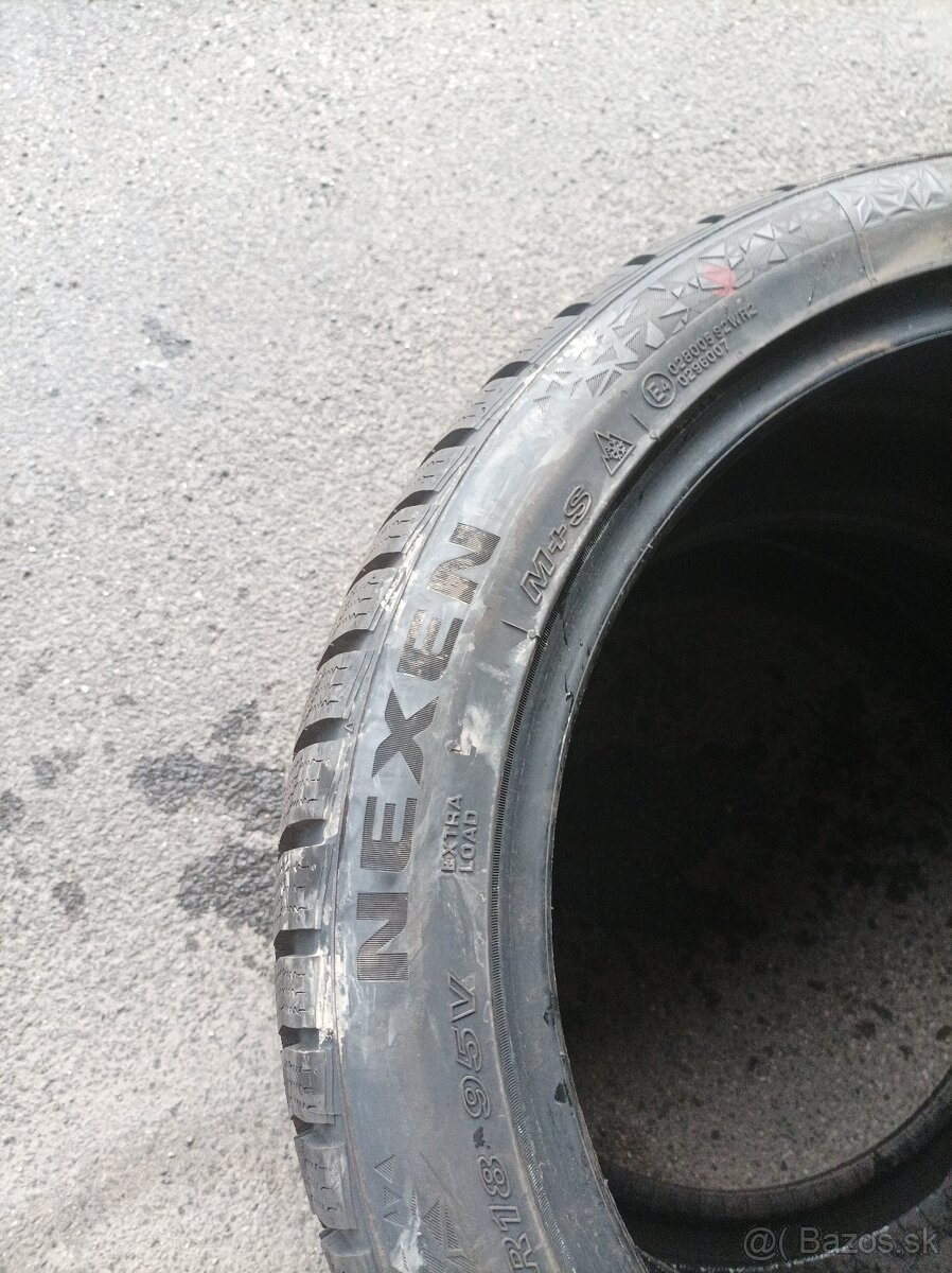 225/45 r18
