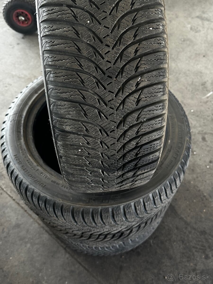 ZIMNÁ SADA 195/50 R15 KUMHO WINTERCRAFT WP51 6mm