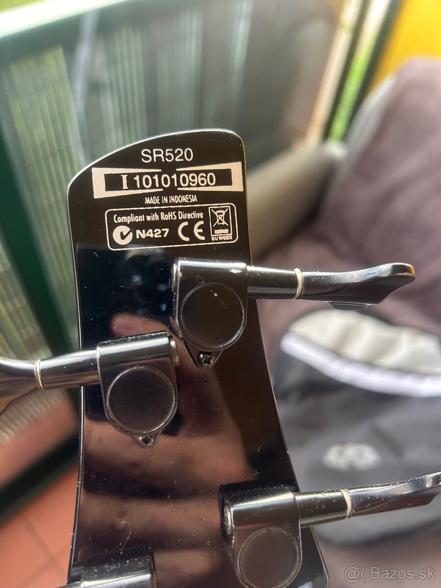 Vymením bassgitaru Ibanez 520