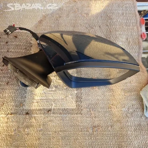 Prodám prave zpětné zrcátko octavia 4 8 pin