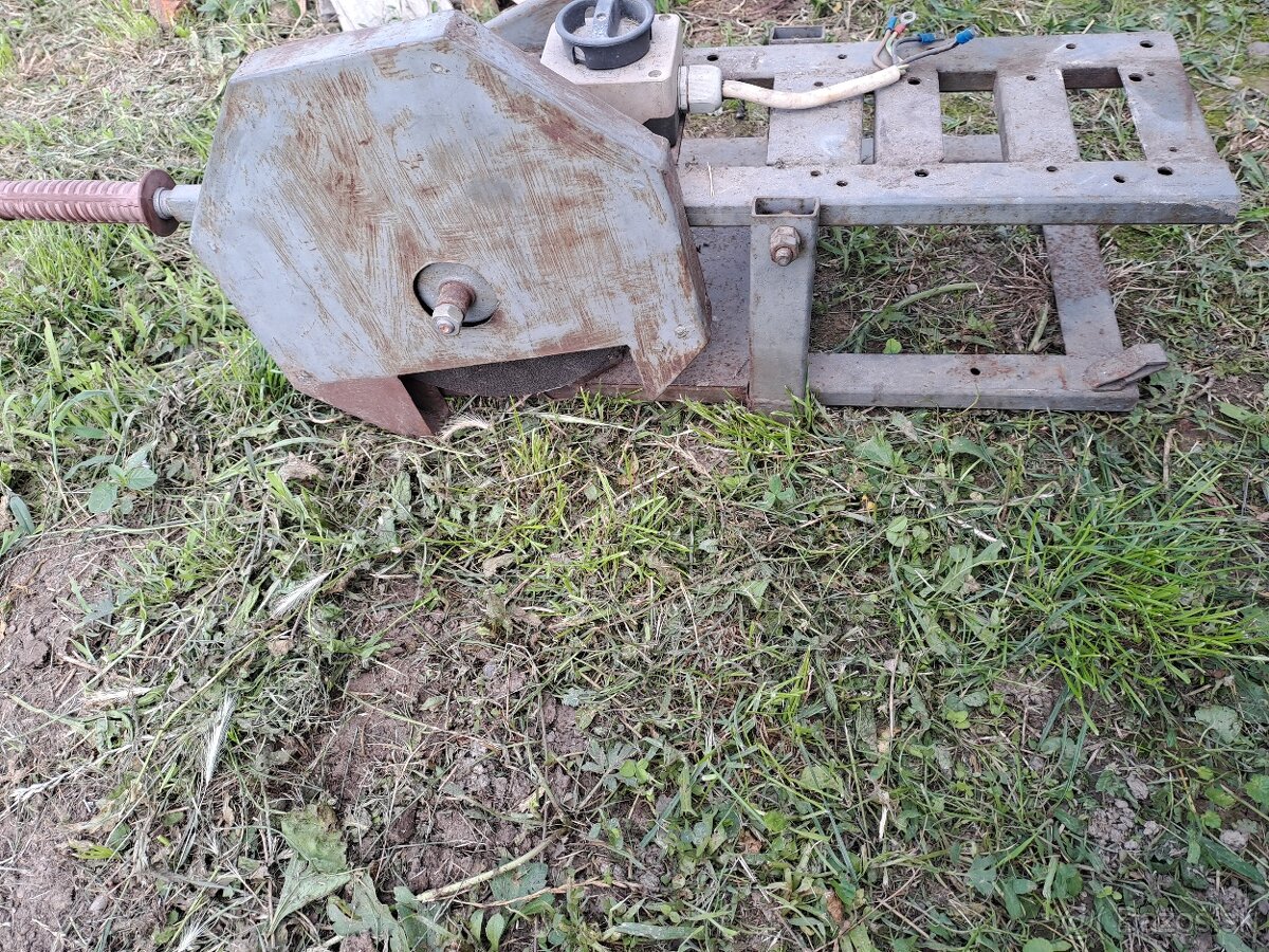 Rozbrušovačka (gumovka)