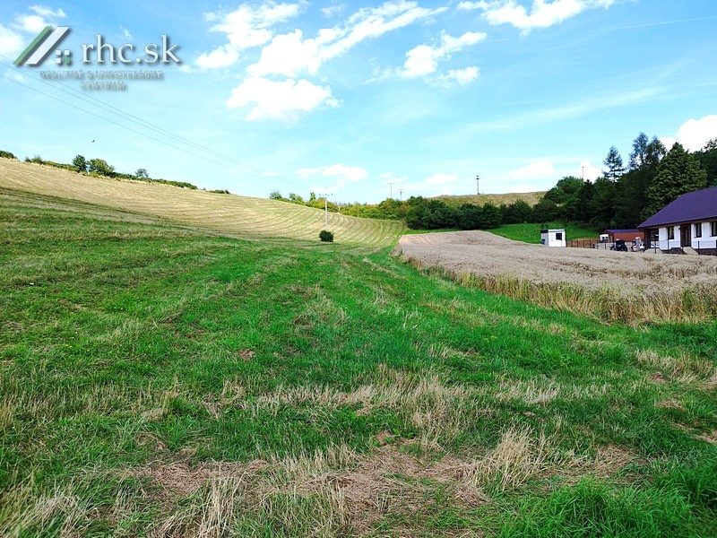 INVESTIČNÝ POZEMOK BLÍZKO MESTA - LÚČKA PRI GIRALTOVCIACH, O