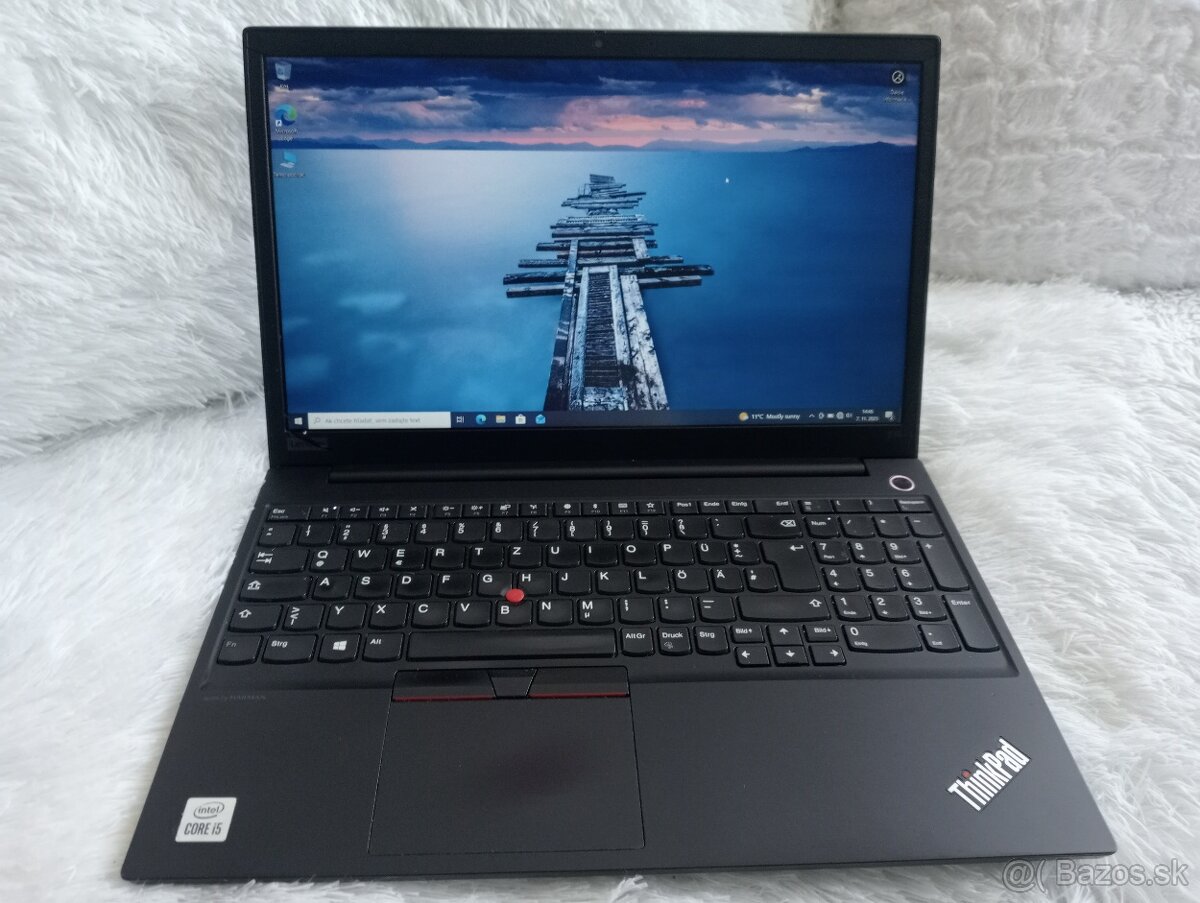 rozpredám notebook Lenovo thinkpad e15