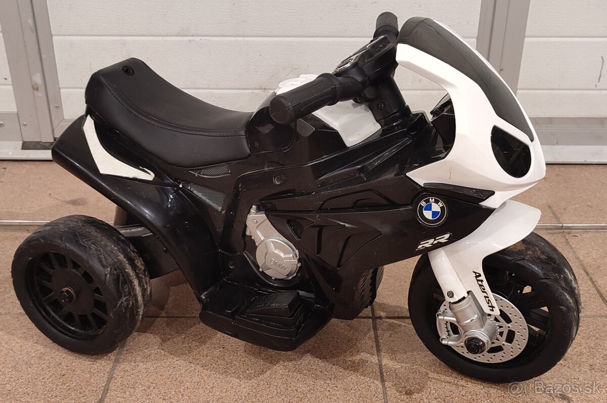 Detská elektrická trojkolka