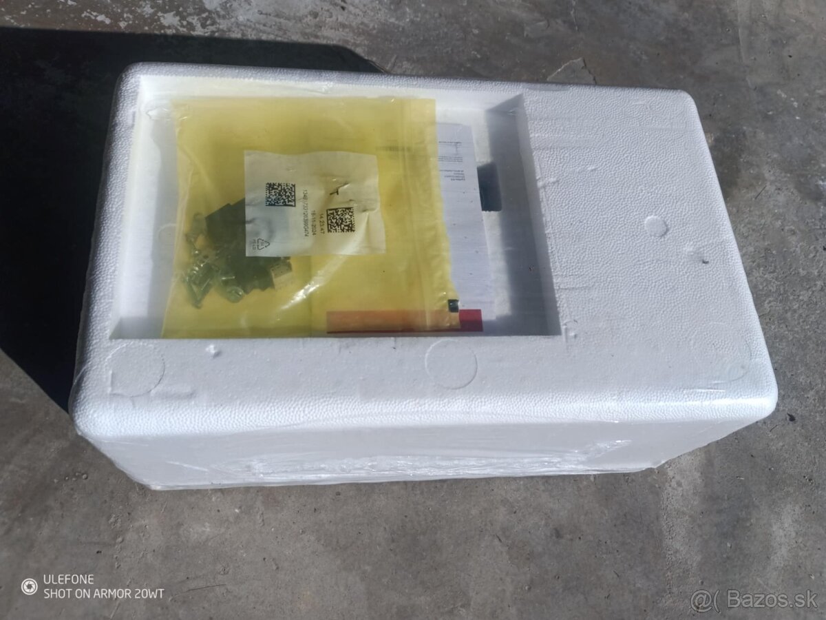 PREDÁM FREKVENČNÝ MENIČ DANFOSS VLT HVAC 4KW/3 FÁZY