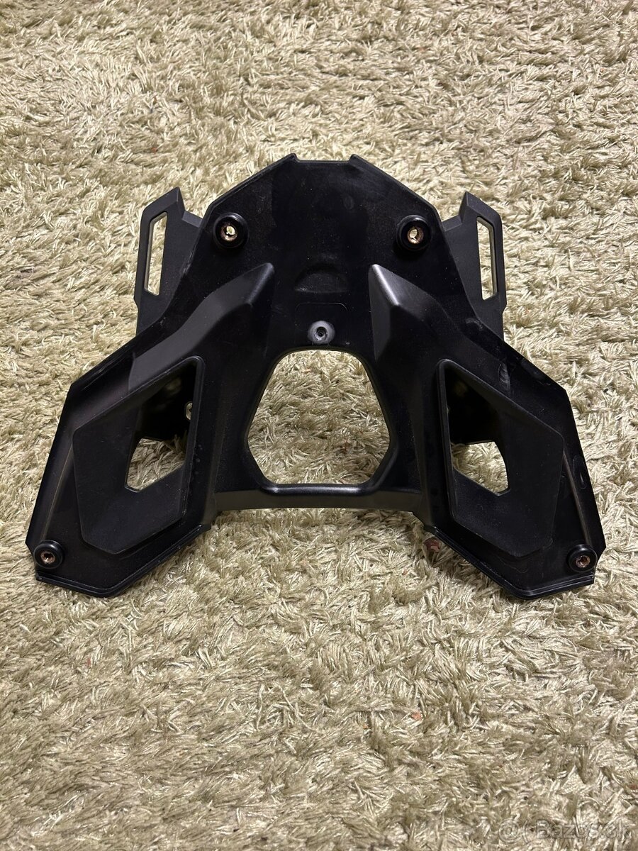 Plast držiak-platňu pod držiak na kufor- BMW R 1250 GS