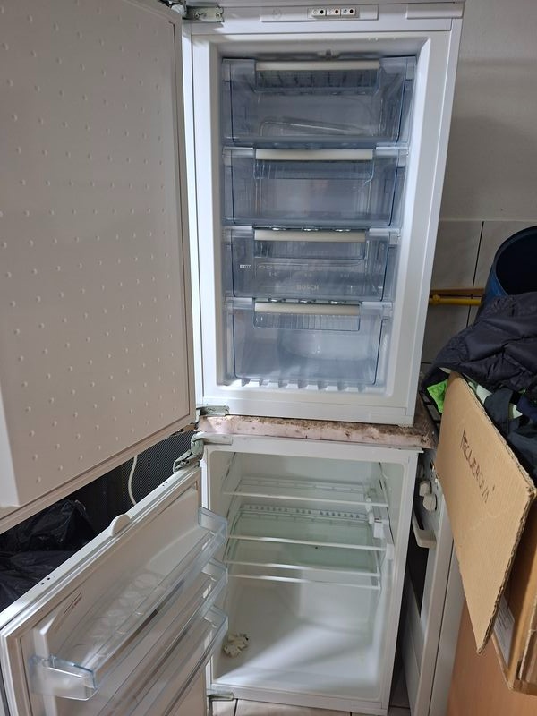 Vstavaná chladnička a mraznička BOSH