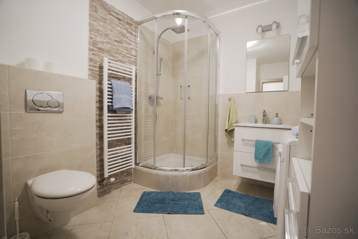 1 - izbový byt, Svätoplukova ul., Košice - Staré mesto