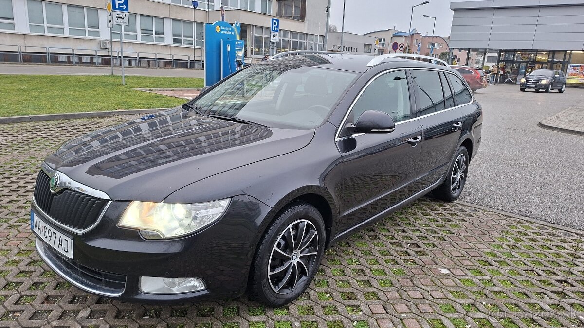 Škoda Superb Combi