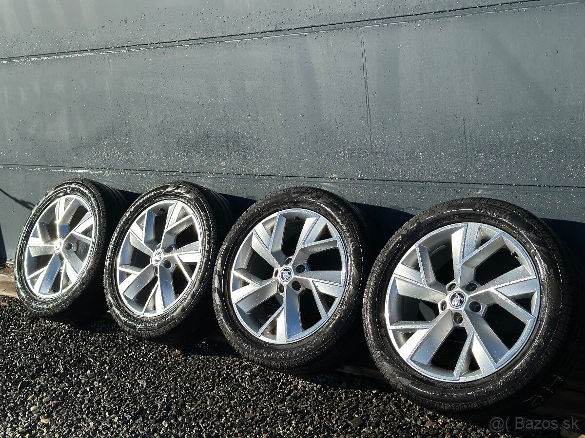 ✅SKODA KODIAQ SPORTLINE r20