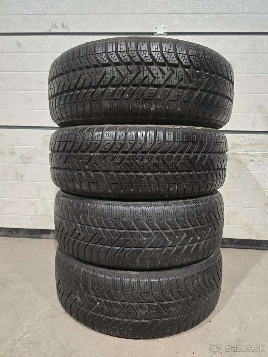 Zimné Pneu Pirelli 195/60 R16