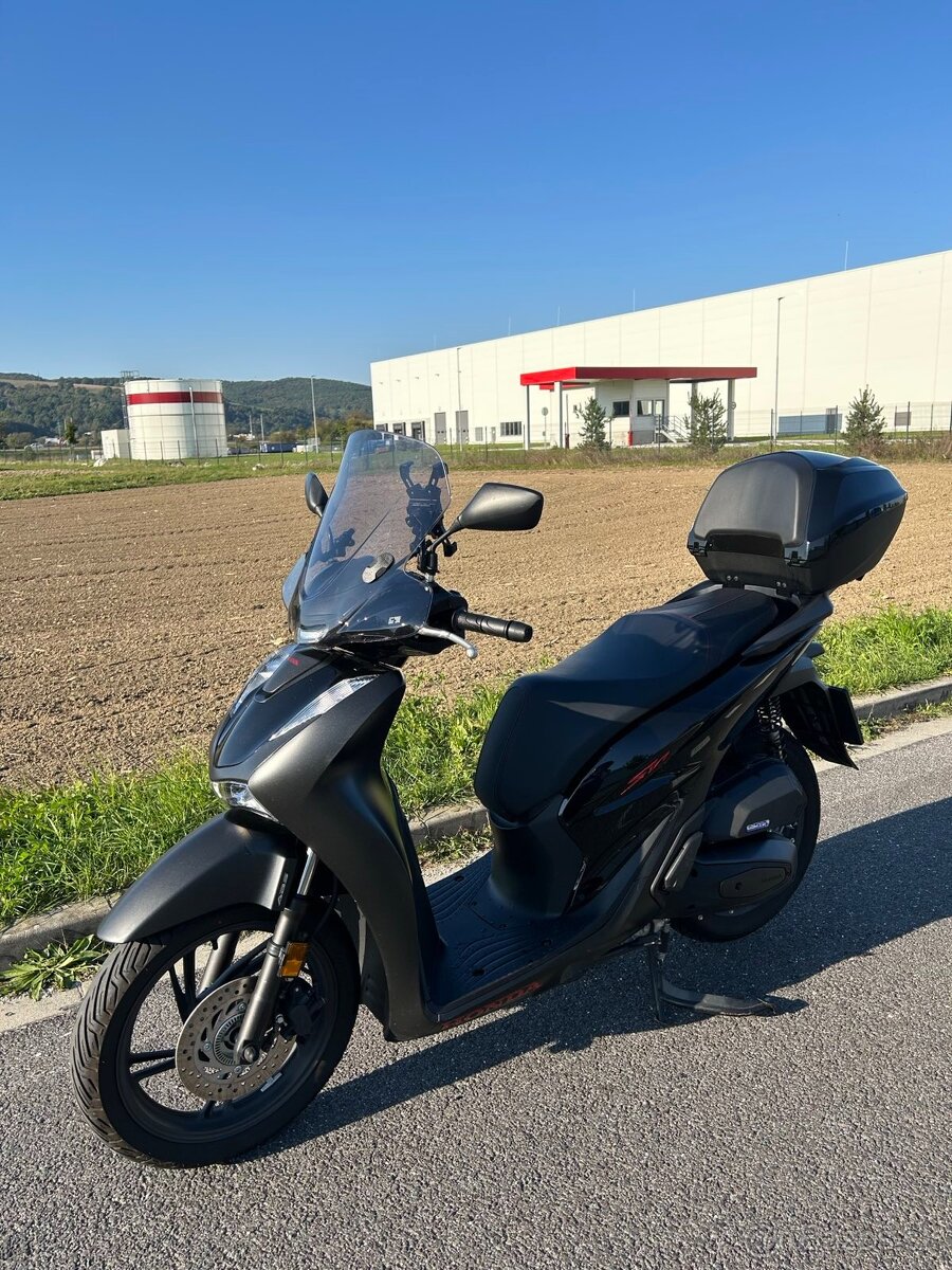 Honda Sh125AD + príslušenstvo