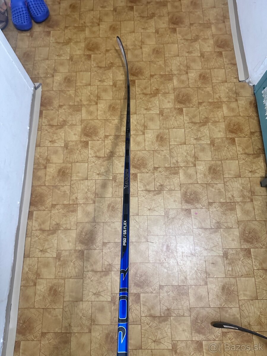 Hokejky na pravu stranu