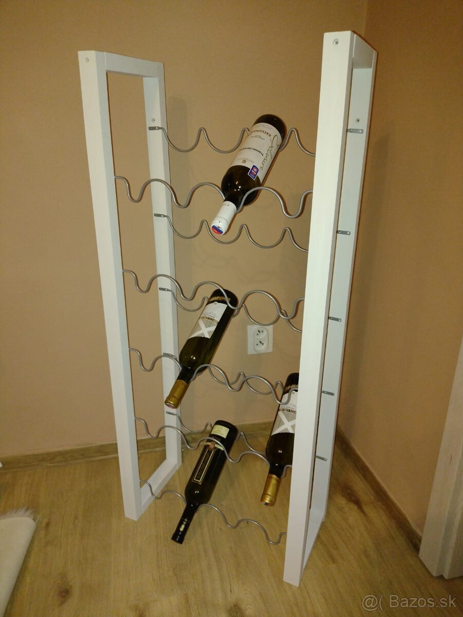 Stojan na víno , regál na fľaše