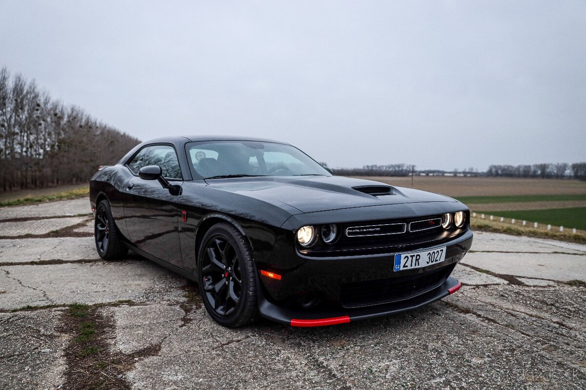 DODGE CHALLENGER R/T 5.7 V8 2023/3 28800km