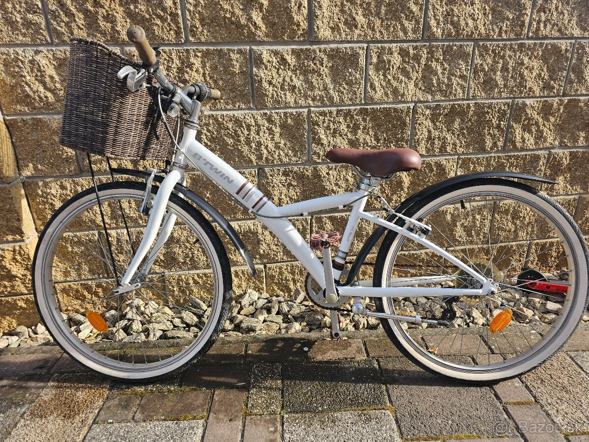 Dievčenský bicykel
