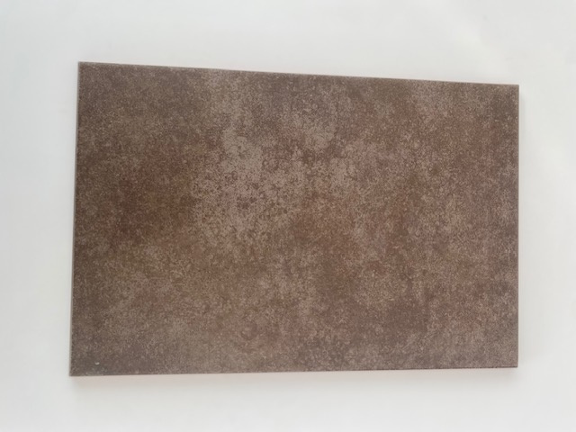 EM ACANTO MARRÓN 20x30