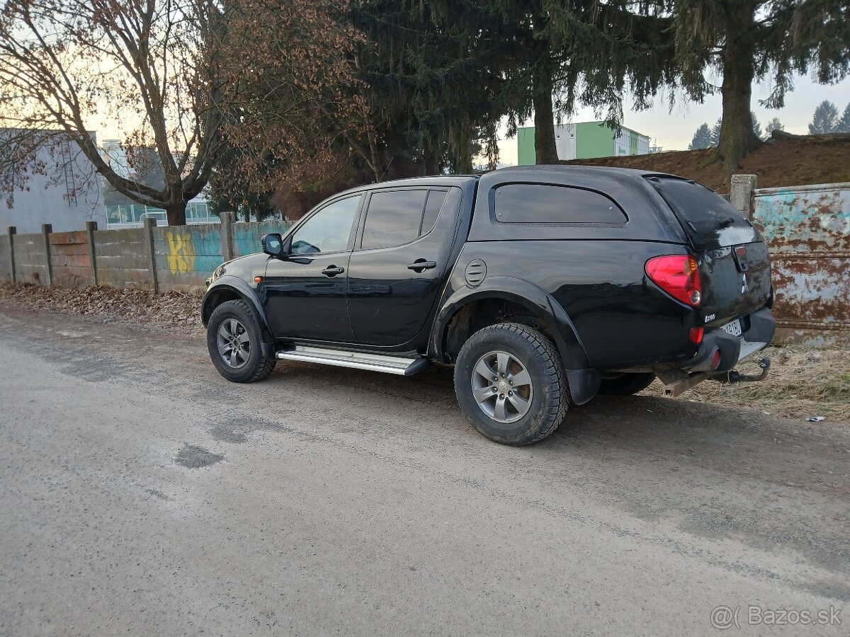 Mitsubishi l200 2.5did
