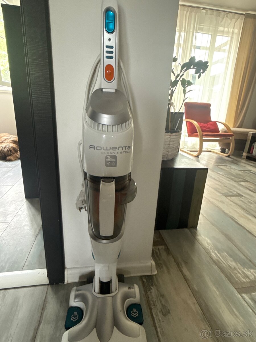 Parný čistič na podlahy Rowenta RY7557WH Clean & Steam