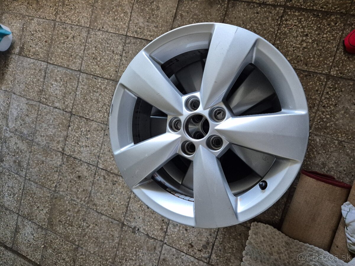 Alu disky R16