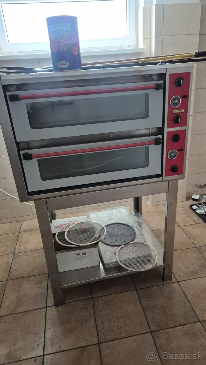 Pizza pec +podstavec