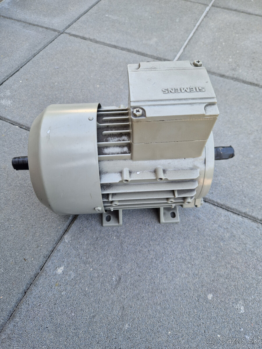 Predam motor 0.37kw/1370 otacok a prevodovky