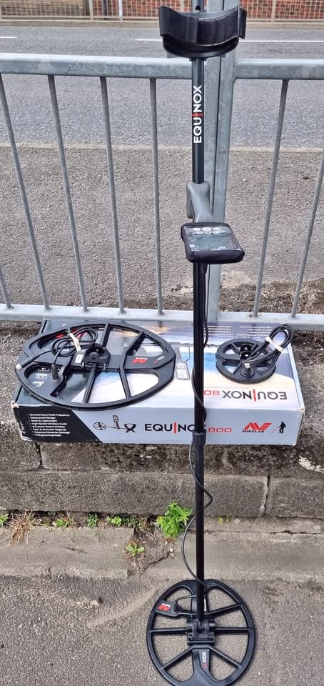 Detektor kovov Equinox 800 + 3 cievky + príslušenstvo