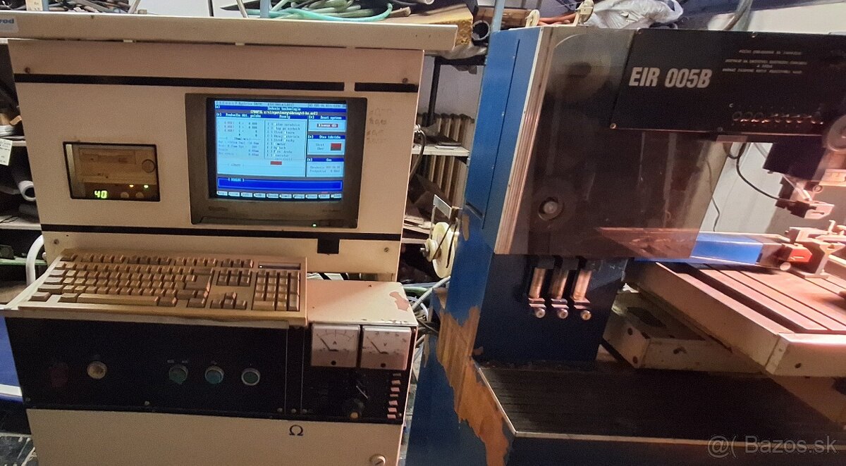 Elektroiskrová drôtová rezačka EIR 005 B