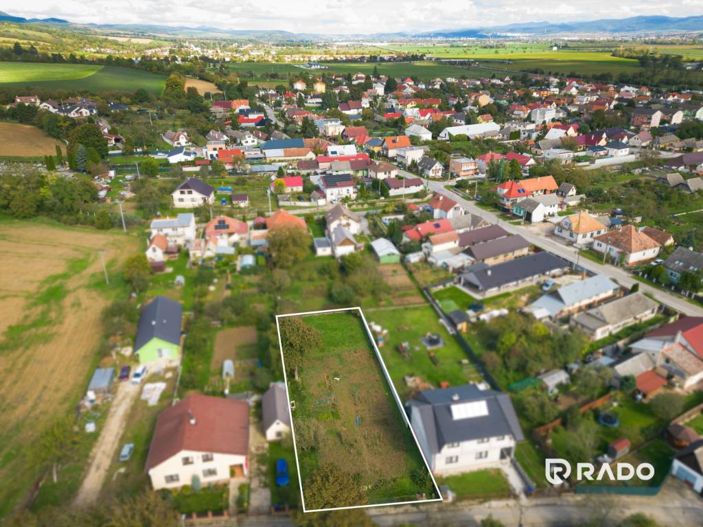 RADO I Pozemok na výstavbu rodinného domu 1057m2 I Ivanovce
