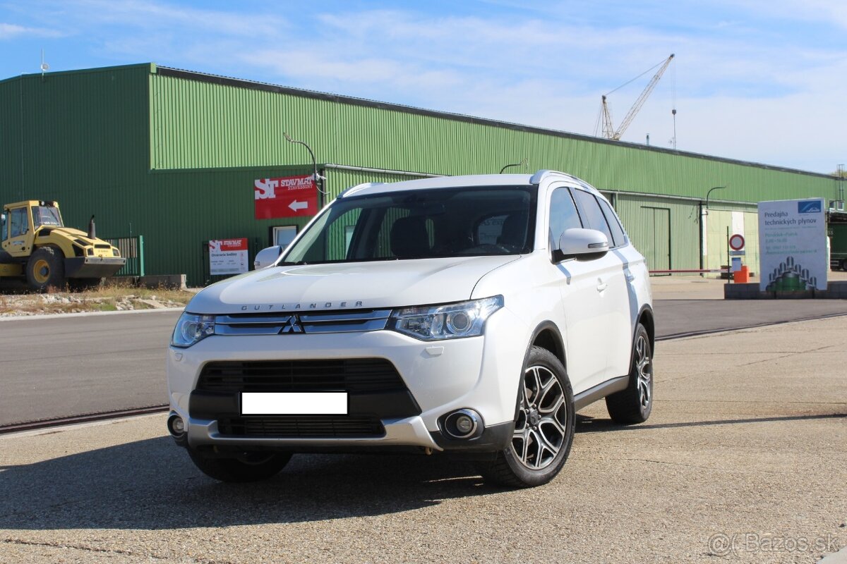 Mitsubishi Outlander 2.2 DI-D Instyle