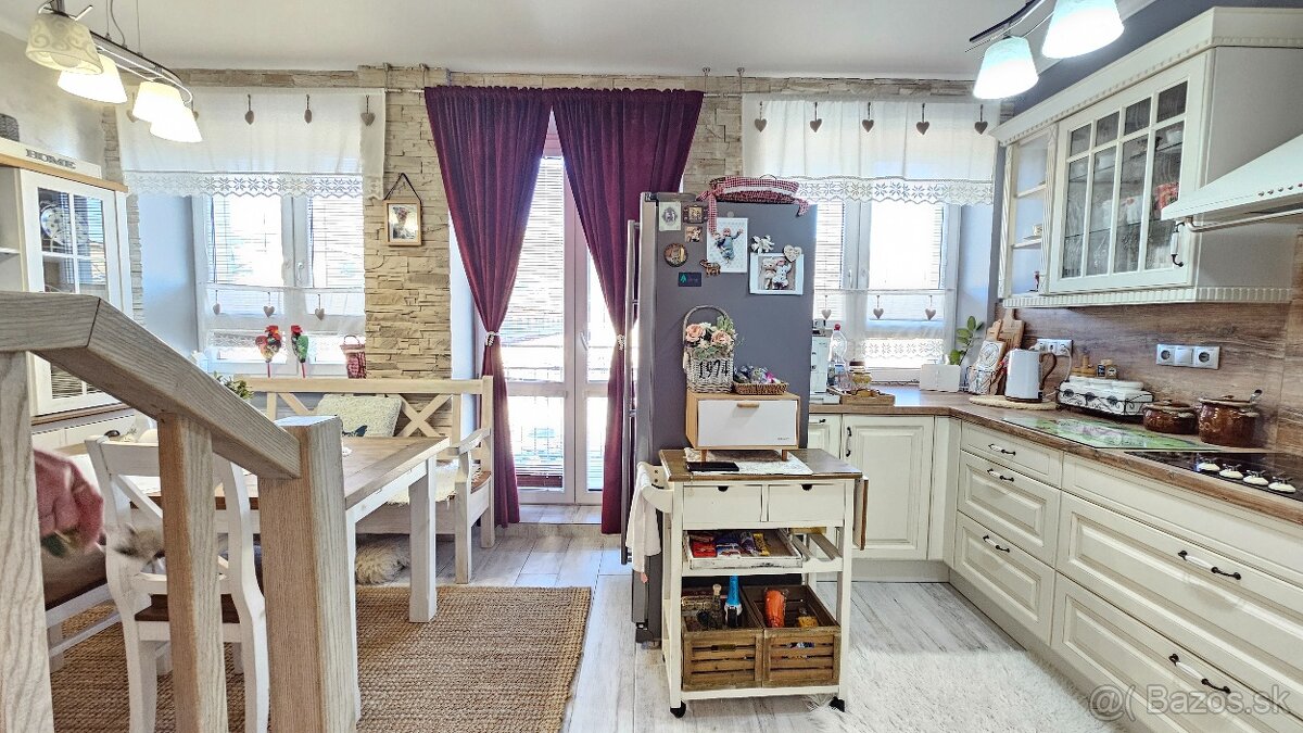 ŠTÝLOVÝ 3 izbový byt, mezonet, balkón, 75 m2, PREŠOV