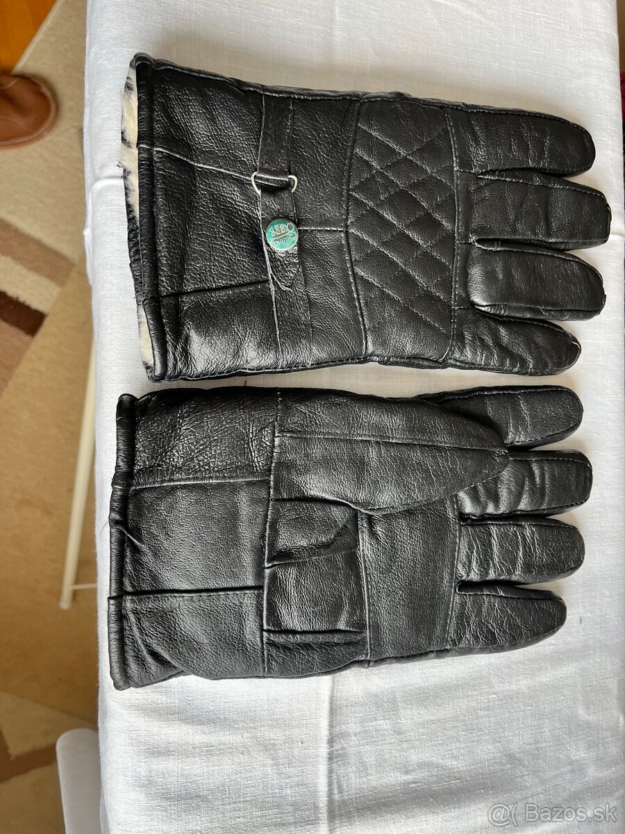 Čierne zateplené rukavice