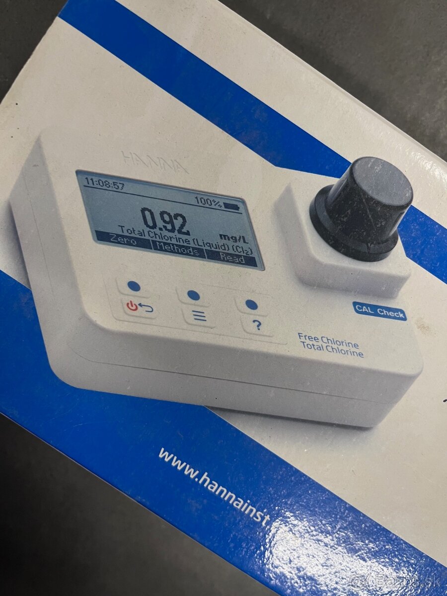 Fotometer na pH, voľný a celkový chlór