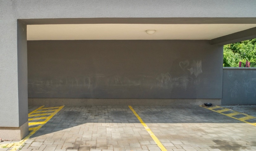 Parkovacie státie Senec na Slavičej ulici