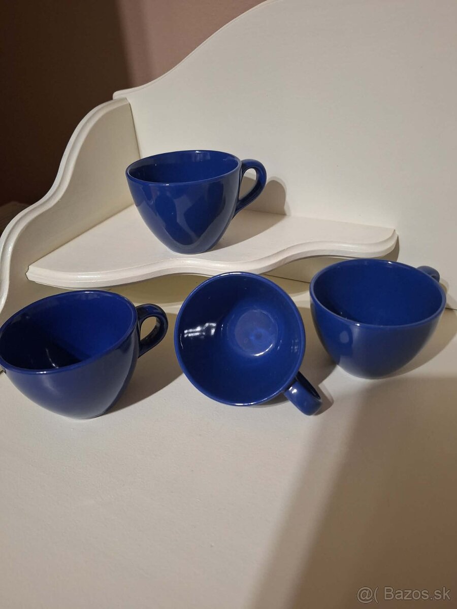 šálky na kávu