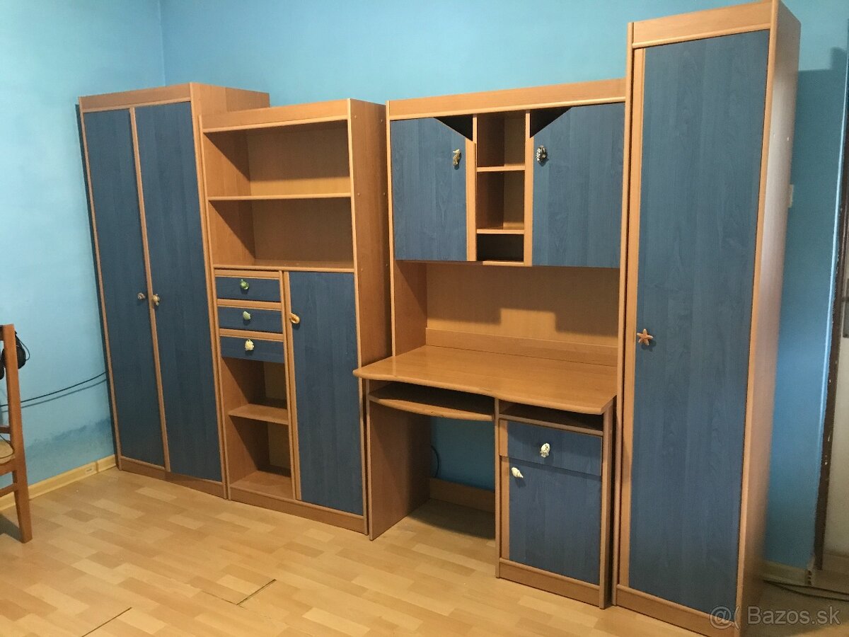 Na predaj: Nábytková zostava do detskej/študentskej izby
