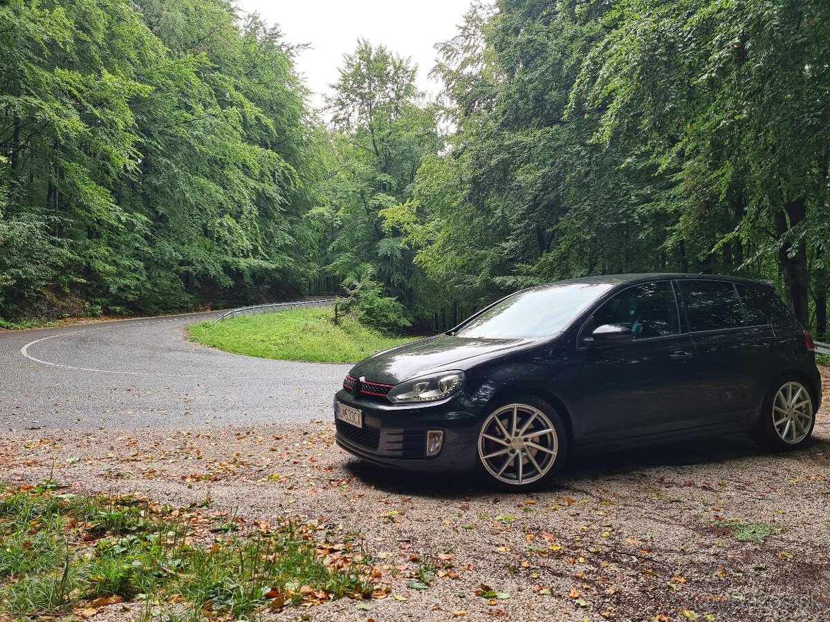 Volkswagen Golf 6 GTI 2.0 TSI