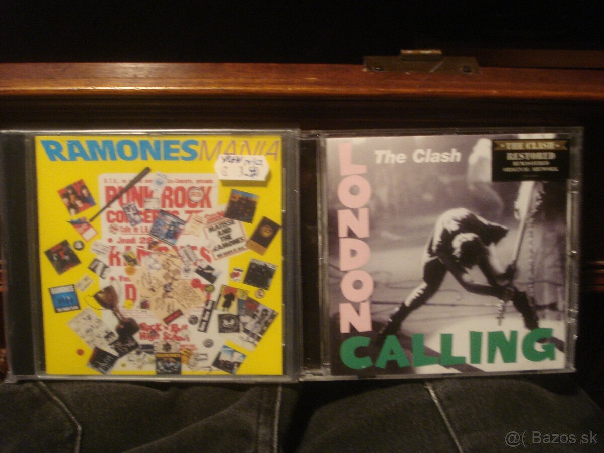CD N.CAVE B.SOUTH HENDRIX OLDFIELD RAMONES CLASH S.MINDS REM