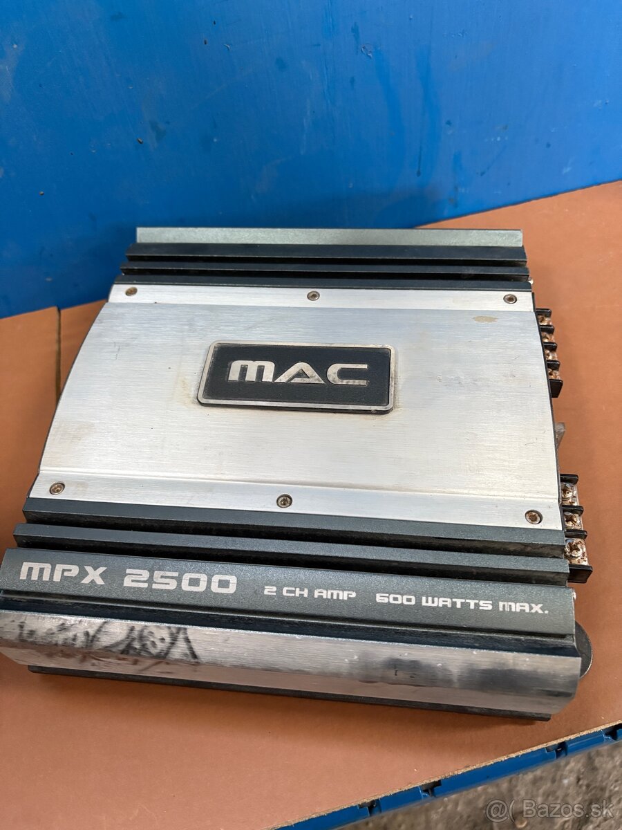 Predám Zosilnovac značky MAC AUDIO + Kapacitor SAL