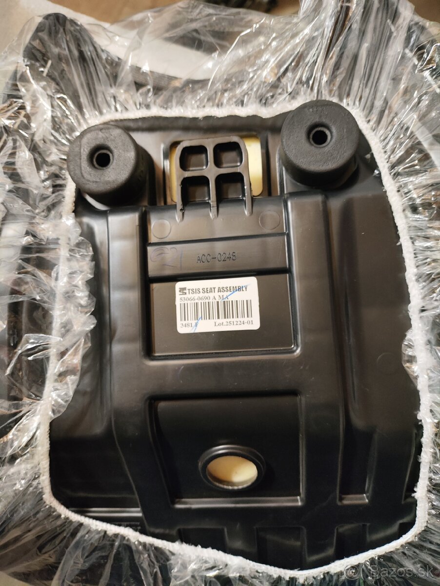 predam nove sedadlo z ninja 650 2025