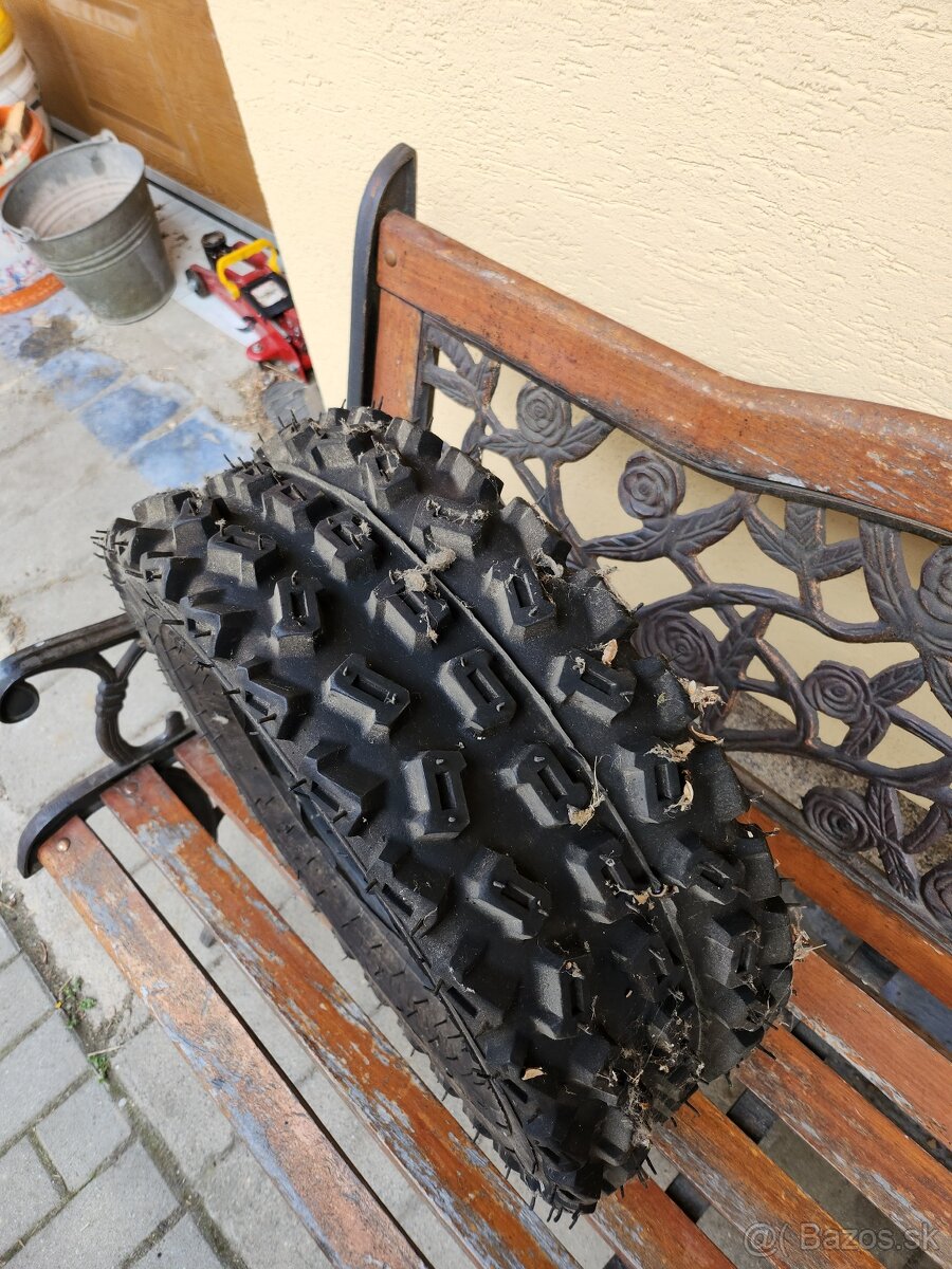Pneu