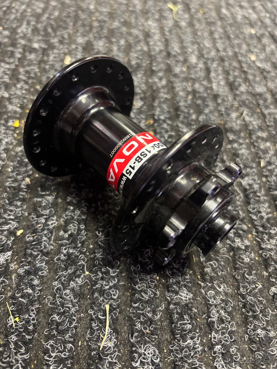 Predný náboj Novatec D041SB-B15 – 36 dier