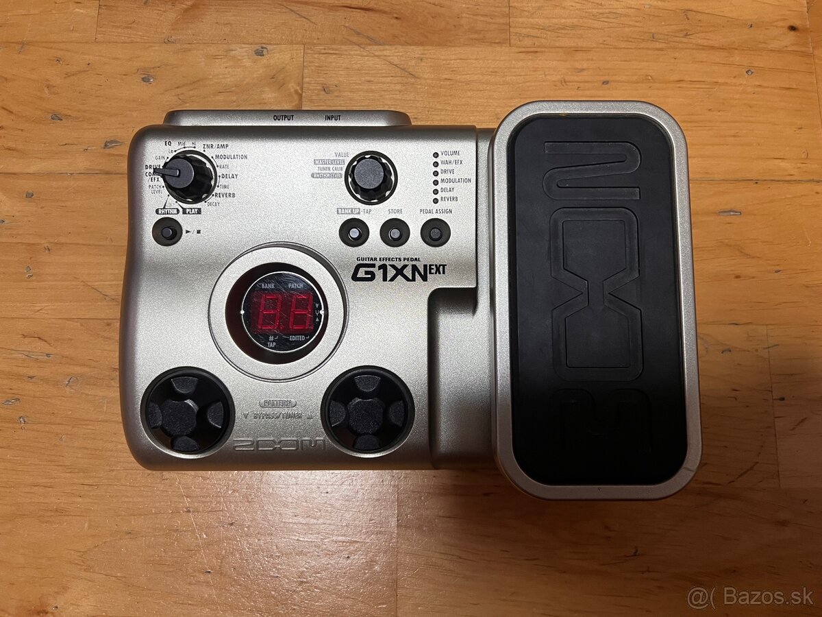Zoom G1XNext