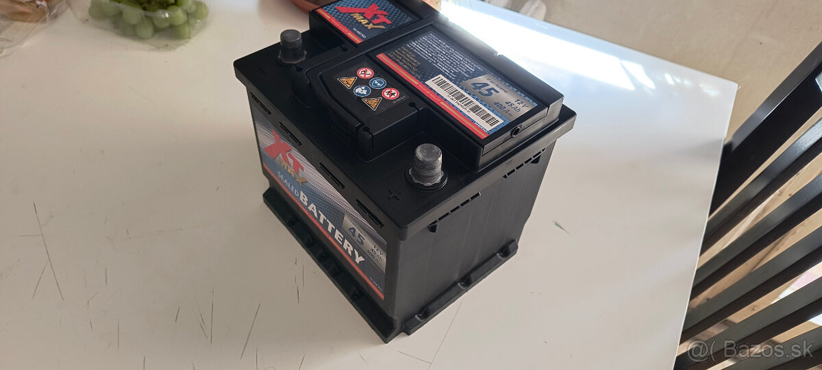Autobatéria XT MAX 12V 45Ah 400A 207x175x190