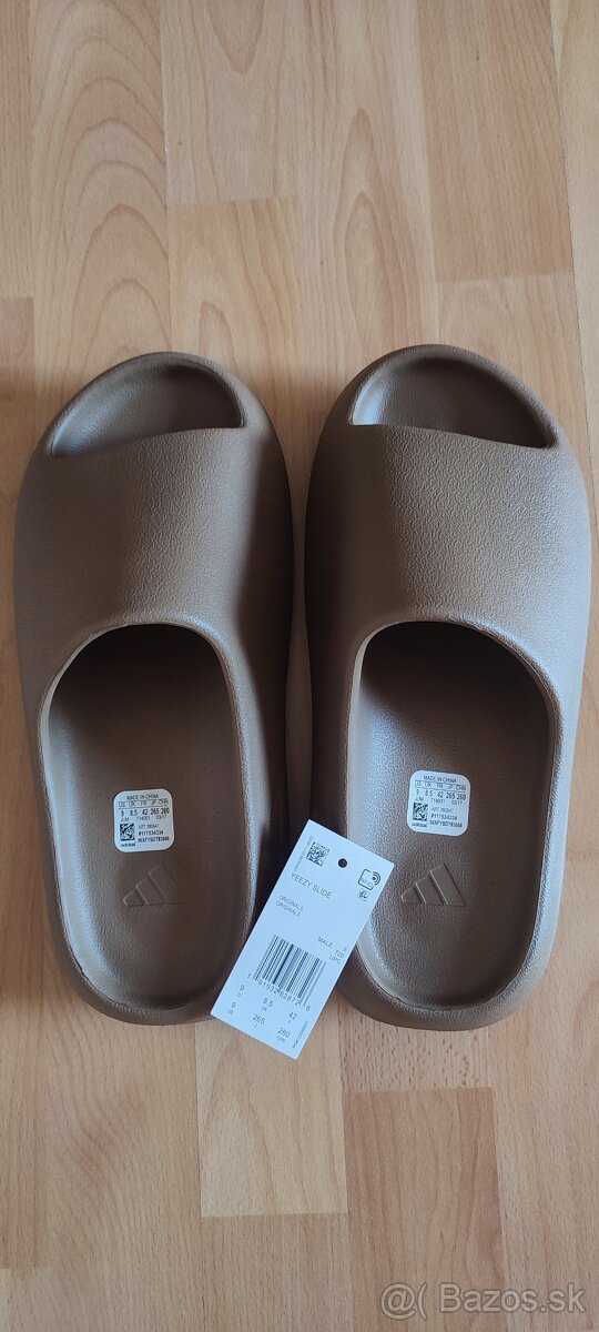 Adidas yeezy slide
