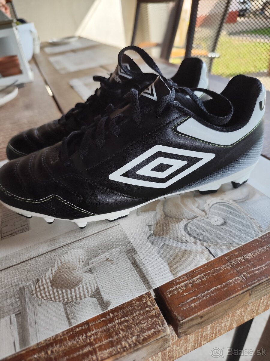 Kopačky Umbro